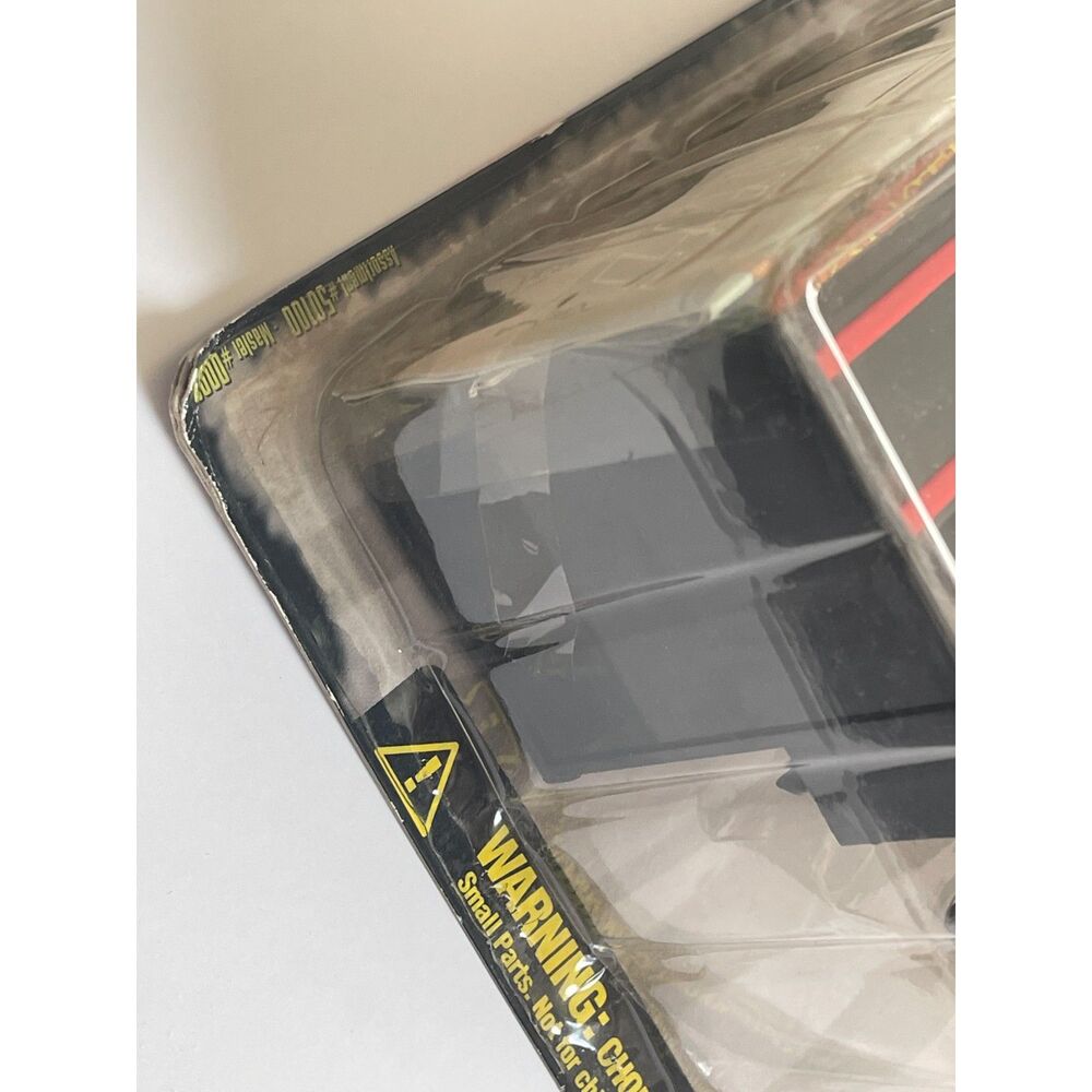 Gene Simmons KISS Special Edition Ultra Action Figure by McFarlane Toys 1997 - Picture 4 of 6